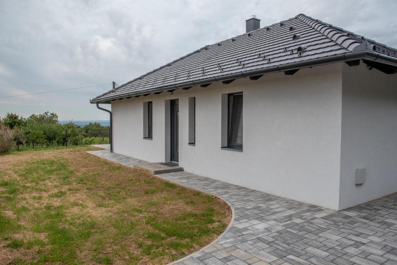 Bridgiet Home Apartman Cserszegtomaj Extérieur photo